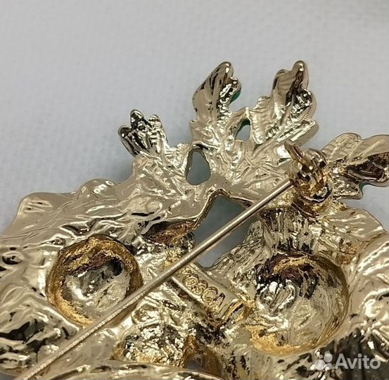 Клипсы, Брошь