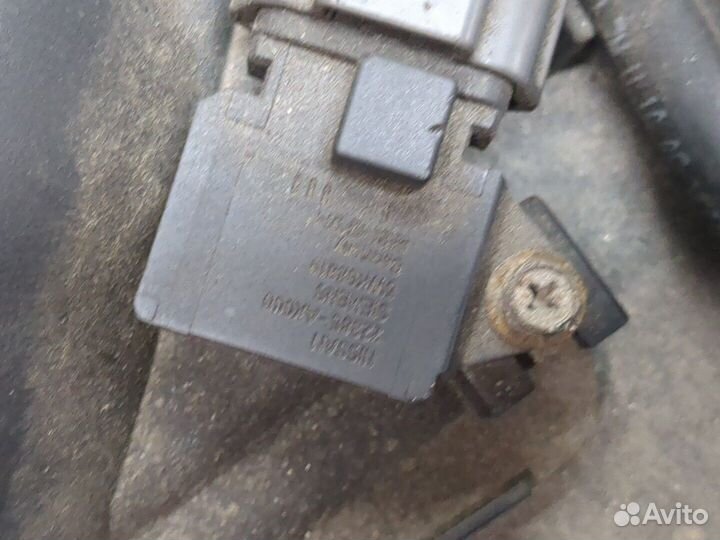 Корпус воздушного фильтра Nissan Note E11, 2006