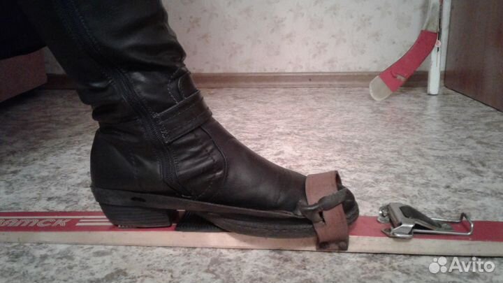 Беговые лыжи