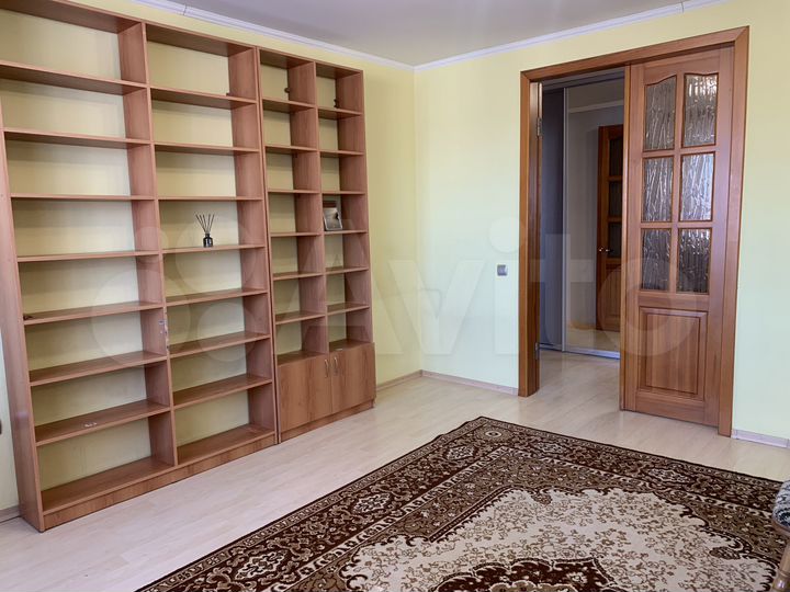 3-к. квартира, 85 м², 5/10 эт.