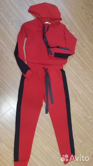 Спортивный костюм 40 42