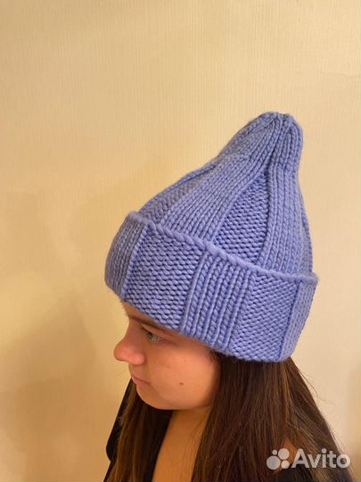 Шапки ручной вязки