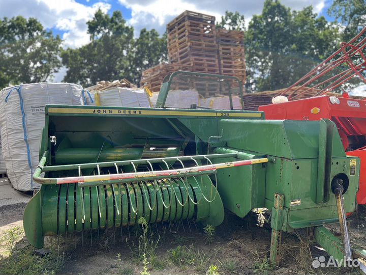 Пресс-подборщик John Deere 332 A, 2006