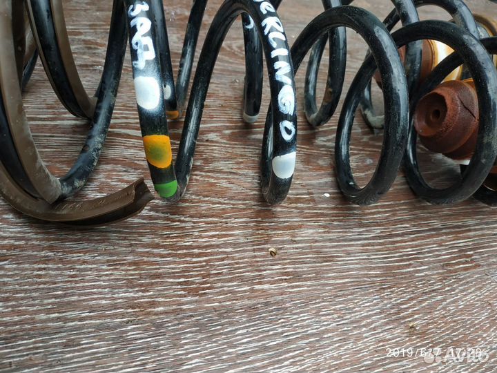 Пружина задняя для Citroen Berlingo (B9) 2008)