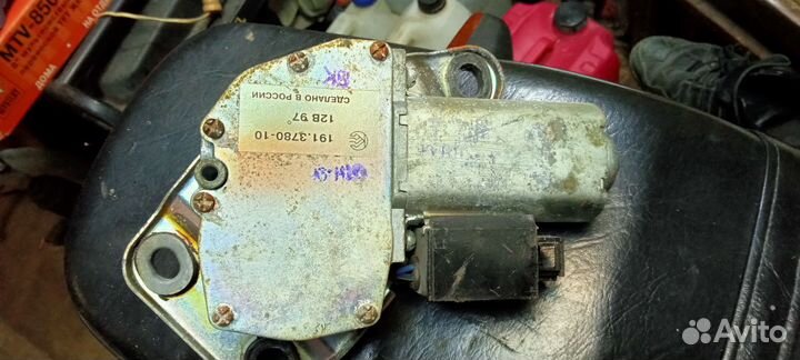 Задний моторчик дворника LADA priora