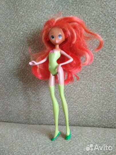 Куклы,посудка и др.игрушки