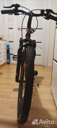 Велосипед B'twin Rockrider 24''