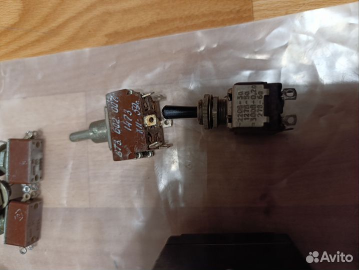 Переключатели,тумблеры Авиация