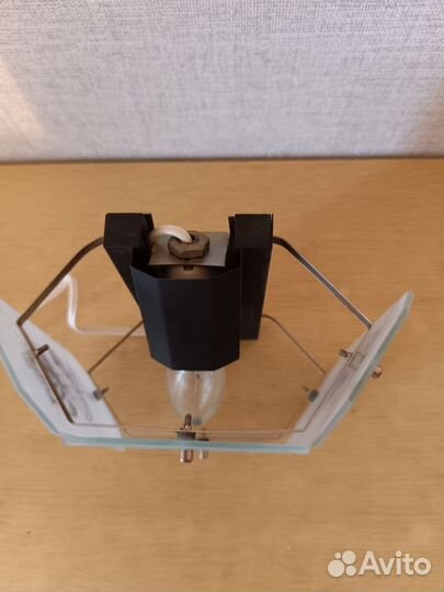 Настенный светильник бра