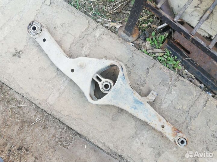 Рычаг задний Ниссан Премьера Комфорт Р11