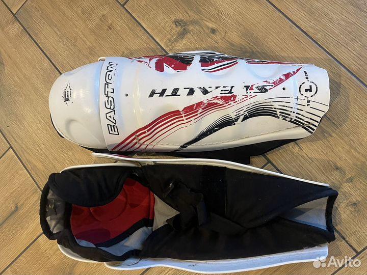 Щитки хоккейные размер 15