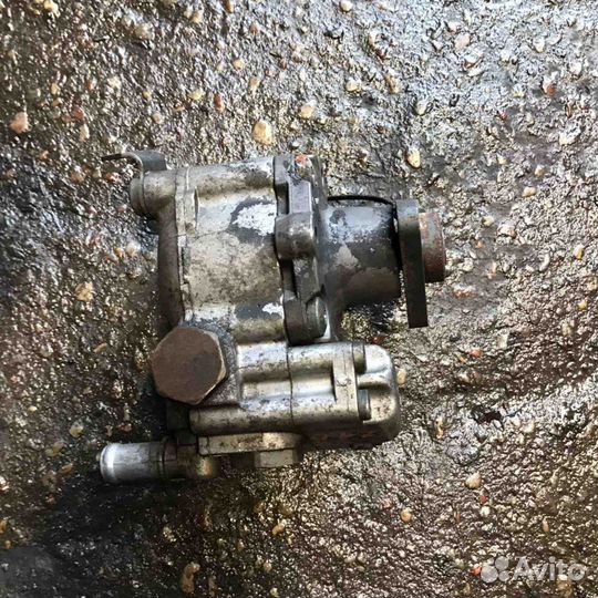 Насос гидравлический руля бмв 520д 2008г