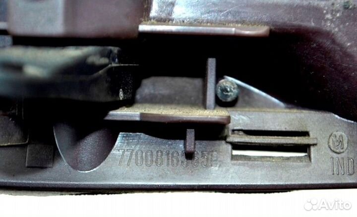 Ручка двери внутренняя, правая renault trucks Magn