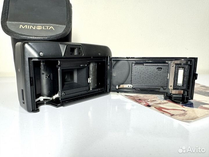 Пленочный фотоаппарат minolta С10