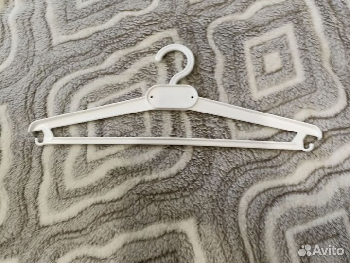 Вешалки плечики 30 см