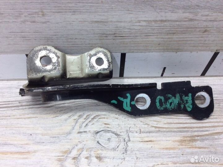 Петля капота правая Chevrolet Aveo T250 2005-2011