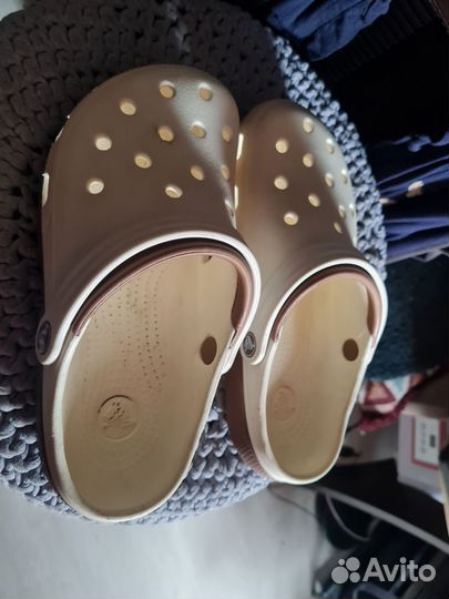 Сандалии женские crocs 37