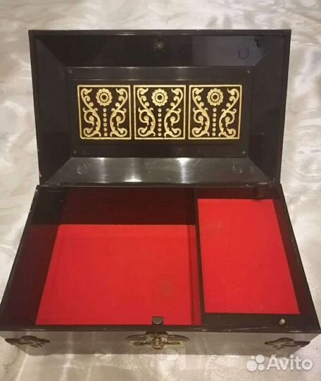 Музыкальная шкатулка СССР винтаж