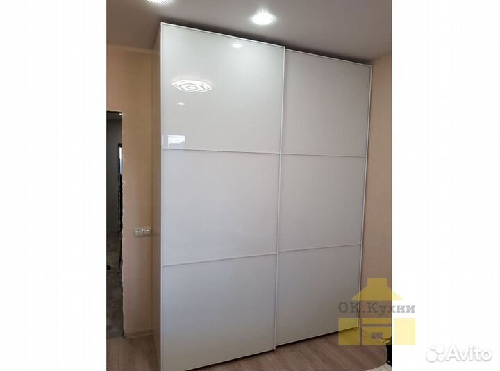 Угловой шкаф