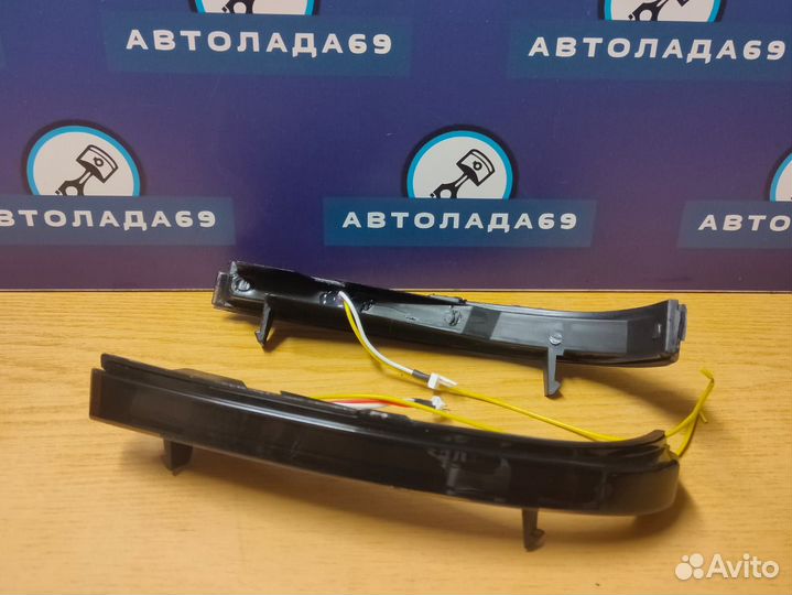 Молдинг капота Приора Black Edition к-т 7шт