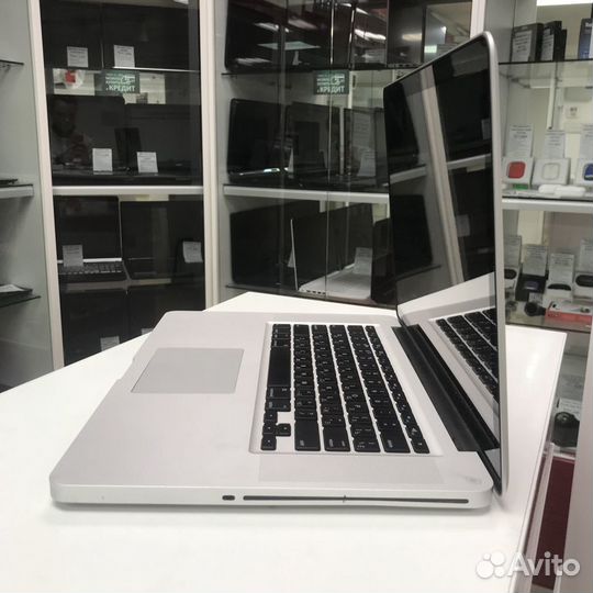 Ноутбук Apple MacBook Pro 15 Mid, №209714