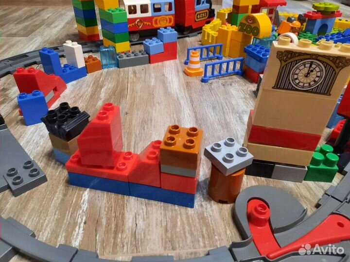 Lego duplo поезд