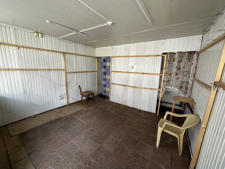 Торговая площадь, 18 м²