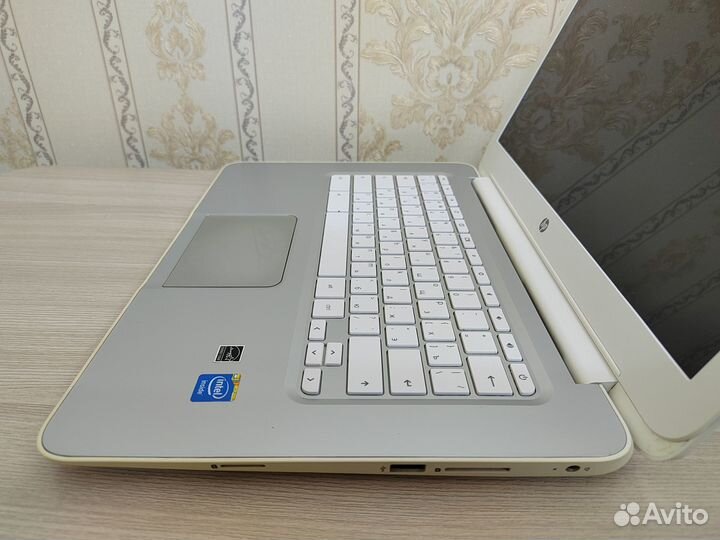 Ноутбук HP 14