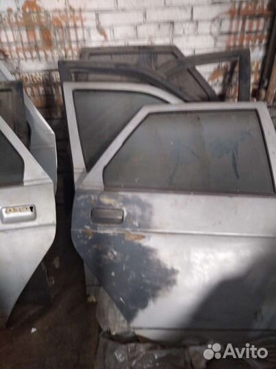 Двери на ваз 2110