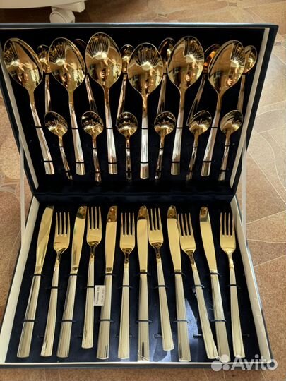 Набор столовых приборов новый