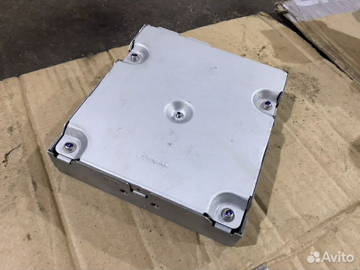 Блок камеры заднего вида Порше Панамера 970