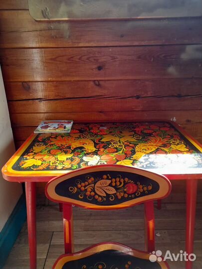 Детский стол и стул