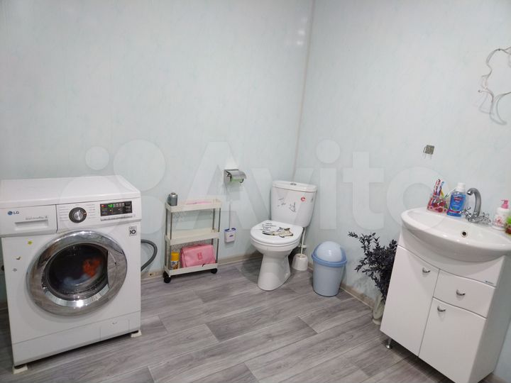 Дом 68,8 м² на участке 10 га