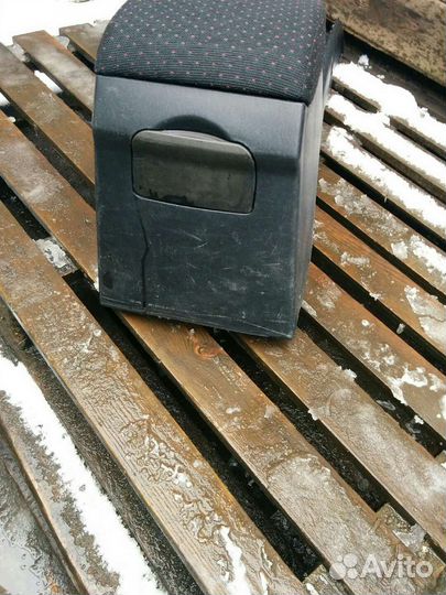 Хундай Терракан Подлокотник