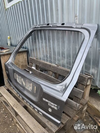 Крышка багажника land rover range rover sport 1