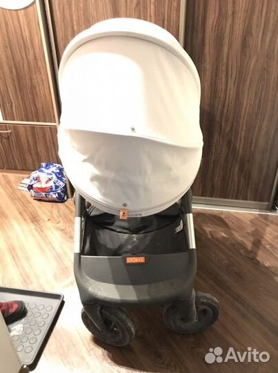 Прогулочная коляска stokke