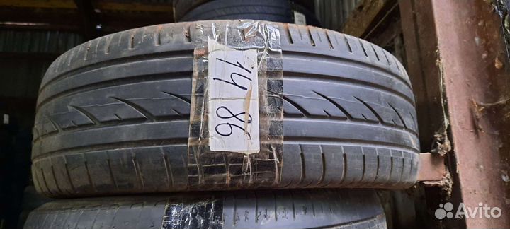 Continental CrossContact UHP E 235/60 R18 103V