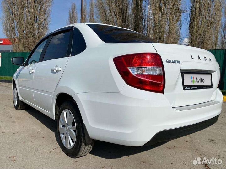 LADA Granta 1.6 МТ, 2022, 166 км