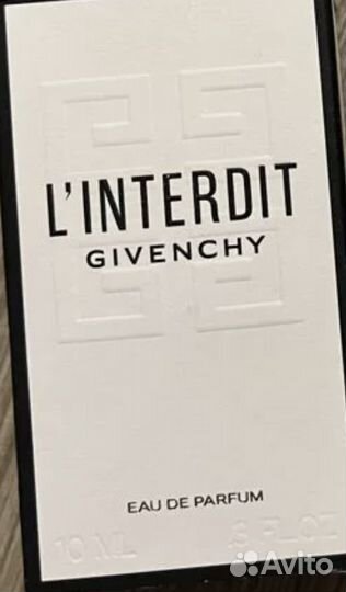 Книга Givenchy