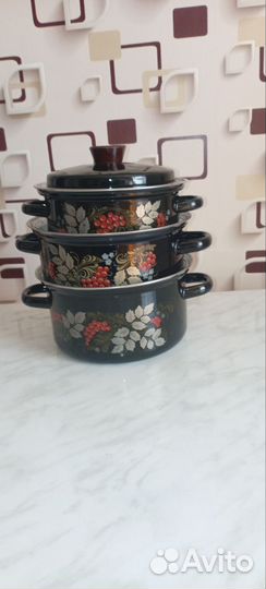 Набор эмалированных кастрюль новый