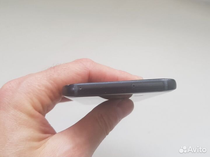 Samsung Galaxy A5 (2017) SM-A520F/DS, 3/32 ГБ