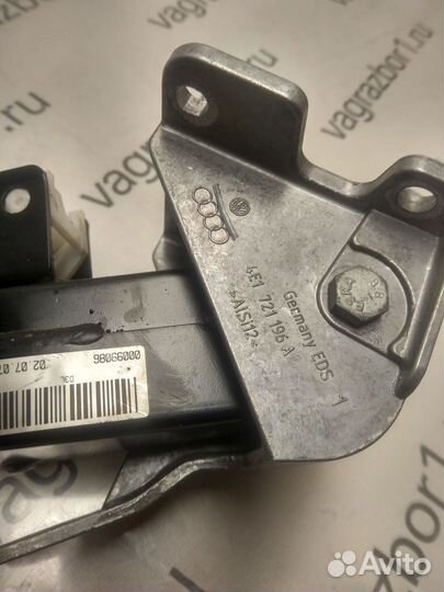 Педаль тормоза Audi A8 (D3) II рестайлинг (2005–20