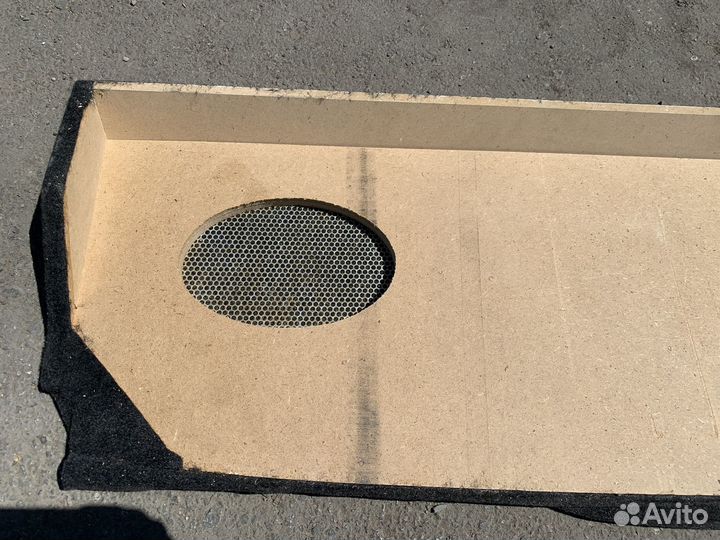 LADA Акустическая полка задняя