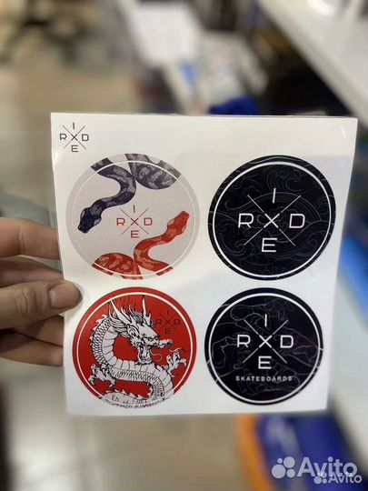 Наклейки для трюкового самоката