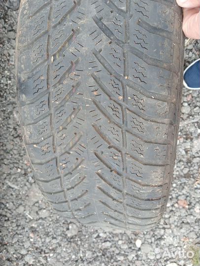 Goodyear UltraGrip 195/55 R16 87H