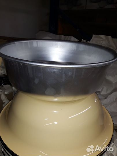 Посуда/тарелки/ столовые приборы