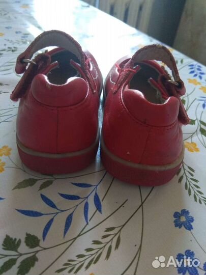 Туфельки на девочку 20 размер