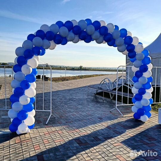 Оформление входной группы шарами