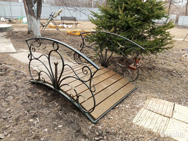 Кованое зеркало