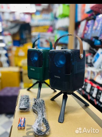 Проектор umiio A008